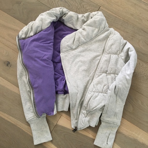 Lululemon, light grey with purple inside, size 8 - Picture 1 of 3